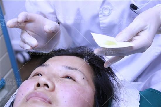 opRo-fxuapvs8681235.jpg