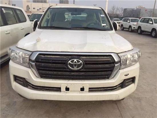 17款丰田酷路泽4000 豪华越野购车可分期