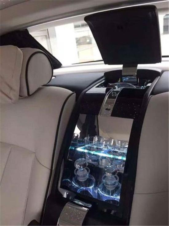购车咨询;18222094311陈经理（同微信）15900213250谭成（同微信）
