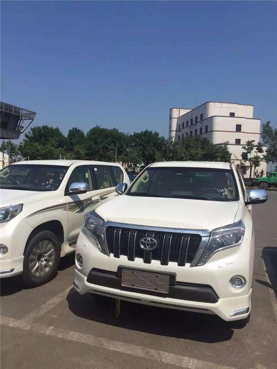 17款丰田霸道2700 保养便宜油耗亲民