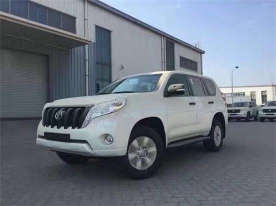 2017款丰田霸道2700 实力越野王不退缩