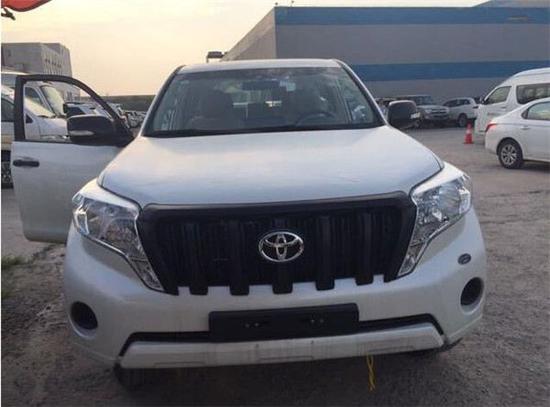 丰田普拉多2700 中东版越野天才进口现车