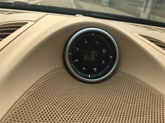G2Bx-fxzvcvf9318775.jpg