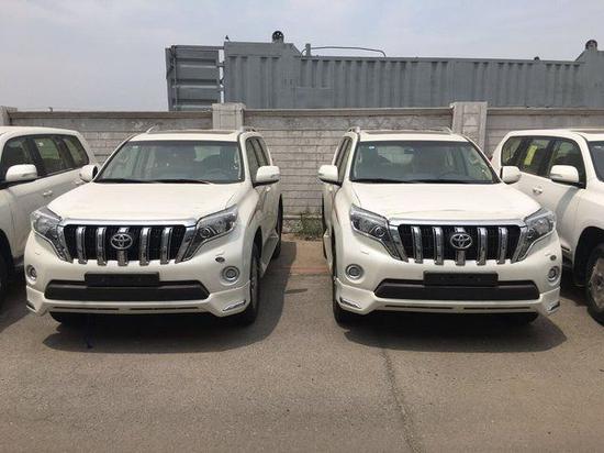 17款丰田普拉多2700天津港口大批现车甩