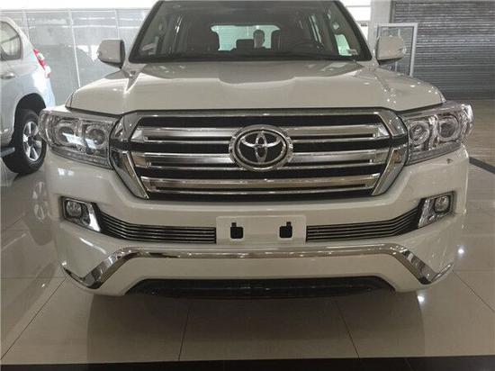 丰田酷路泽4000 四驱霸气越野性能拔萃