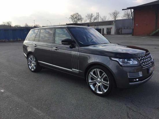 路虎揽胜巅峰创世SV 现车价格手续齐全