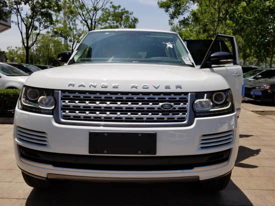 路虎揽胜创世加长VOGUE 汽油定制版促销