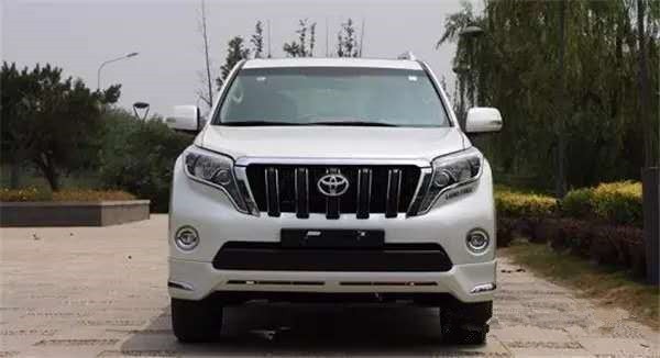 2017款丰田霸道4000 普拉多劲惠价格促销