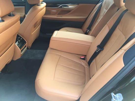 16款宝马730Li