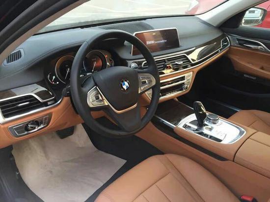 16款宝马730Li