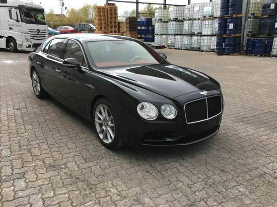 2017款宾利飞驰 欧规V8S现车特惠热销