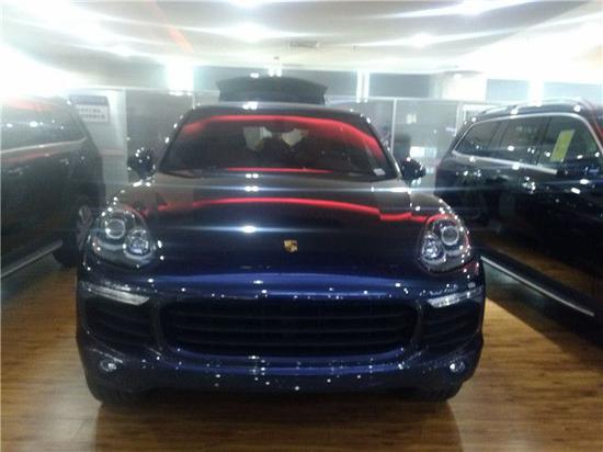 17款加版保时捷卡宴3.0T铂金版完美驾享