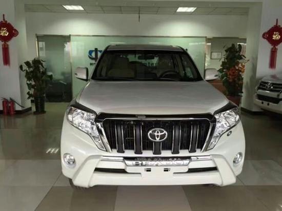 2017款丰田霸道2700 限时特惠颜色齐全