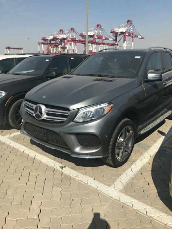 17款报价奔驰GLE400加版运动底盘升降