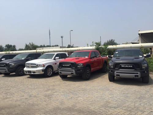 2017款道奇叛逆者 长角号现车优惠促销中