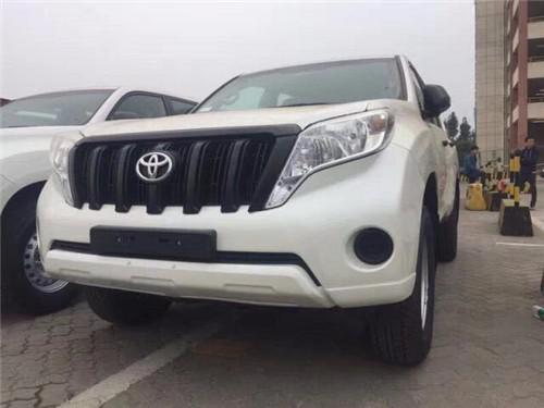 中东丰田霸道2700 丐版普拉多价格合理