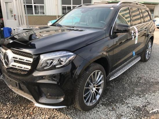 2017款奔驰GLS450AMG 天津港现车促销中