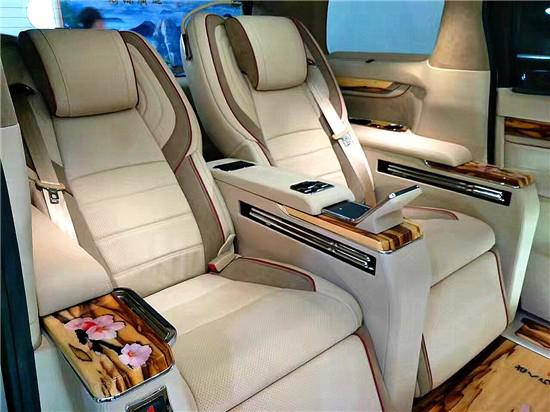 17款丰田埃尔法蒙娜丽莎 樱花定制价格优