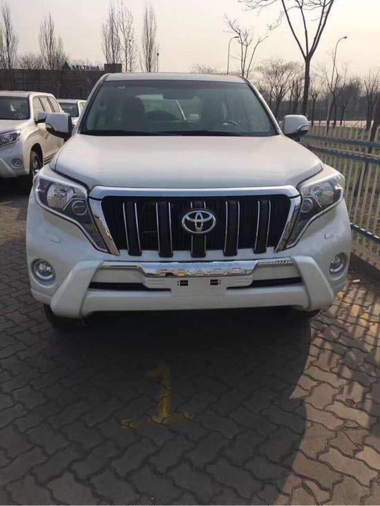 2017款丰田霸道2700 现车充足亏本热售