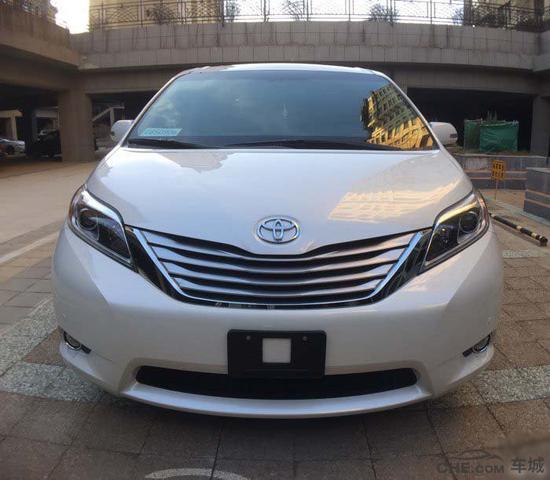 2017款丰田塞纳四驱 顶配商务报价触底