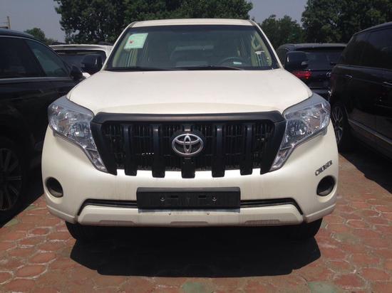 丰田霸道2700野外撒欢动力强悍淡季钜惠