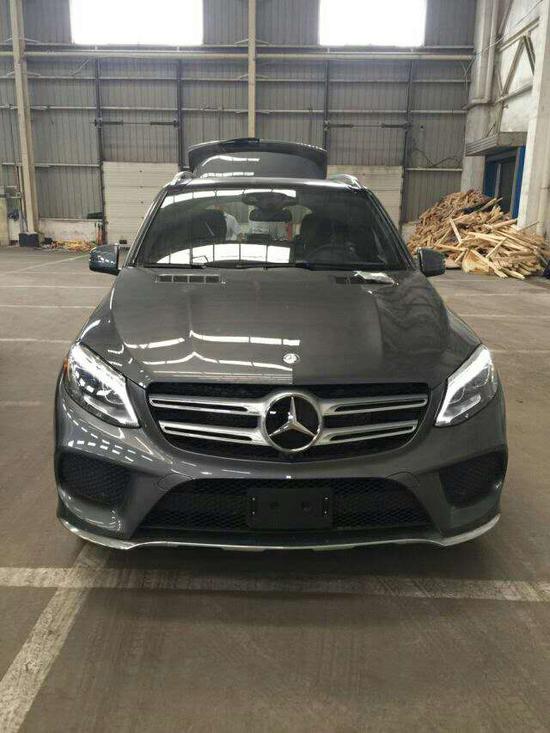 奔驰GLE43 豪华灯光底盘升降现车优惠