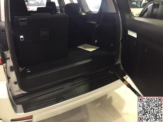 17款丰田霸道3000