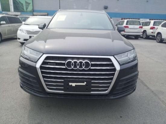 2017款奥迪Q7SUV降价 高额优惠超霸气