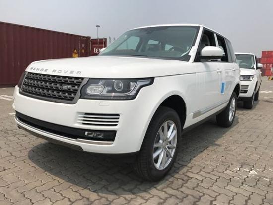 17款路虎揽胜行政 柴油3.0T最低价爆惠