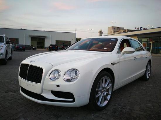 新宾利飞驰V8精致豪华的工艺新车新优惠