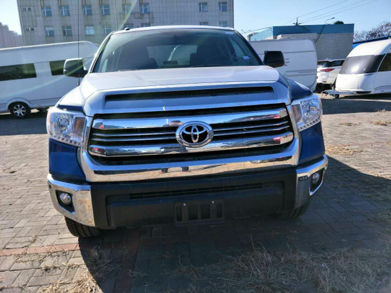 17款丰田坦途皮卡 现车全尺寸奢华代表