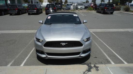 17款福特野马超跑 敞篷版现车超值底价