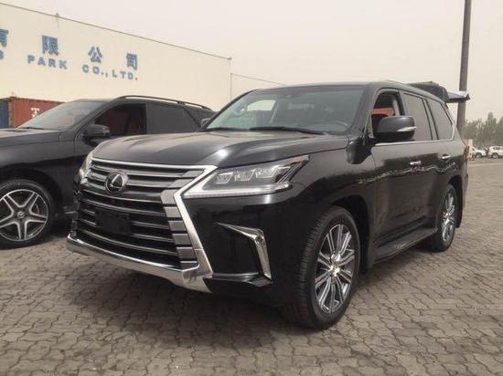 17款雷克萨斯LX570港口特价促销优惠10万