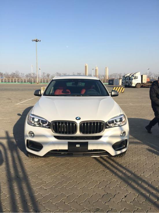 2017款宝马X6现车 加版最低价