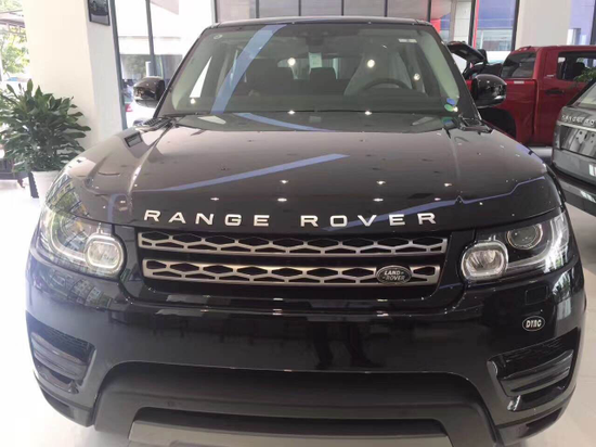 17款路虎揽胜运动 汽油版优惠手续齐全