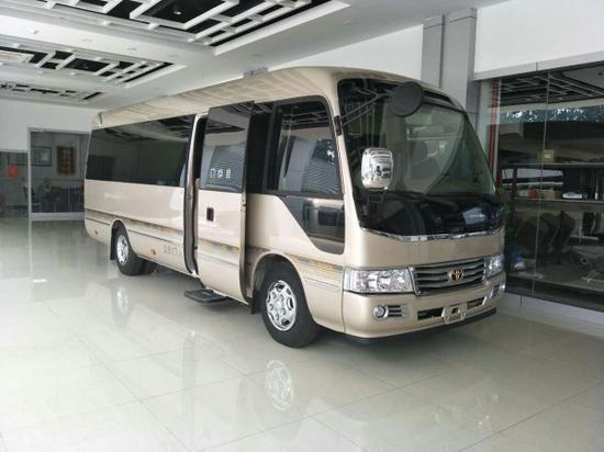 进口丰田考斯特改装 商务中巴接待专用