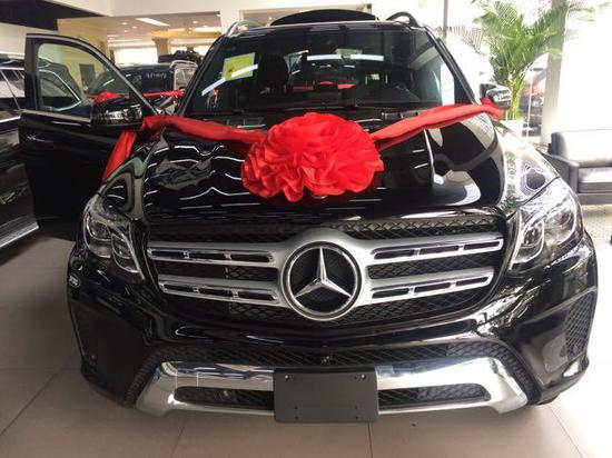 2017款奔驰GLS450 进口SLS挥舞降价旗帜