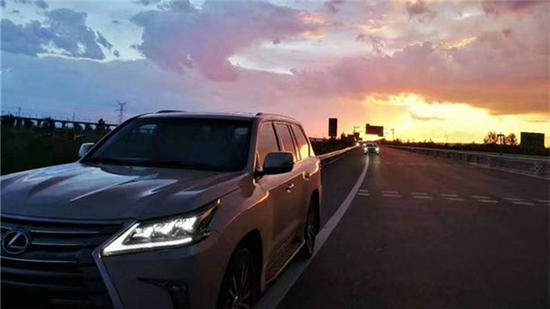 17款进口雷克萨斯570完美越野配置详解