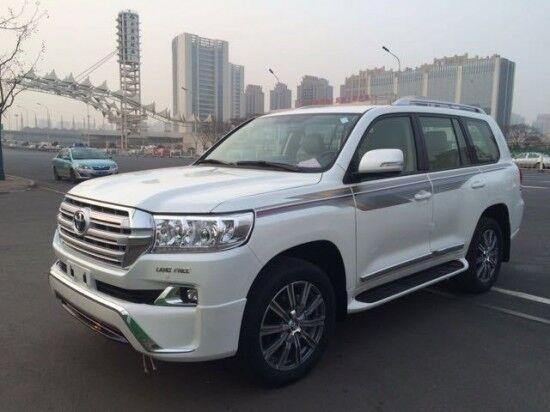 17款丰田酷路泽4000 中东现车配置豪华