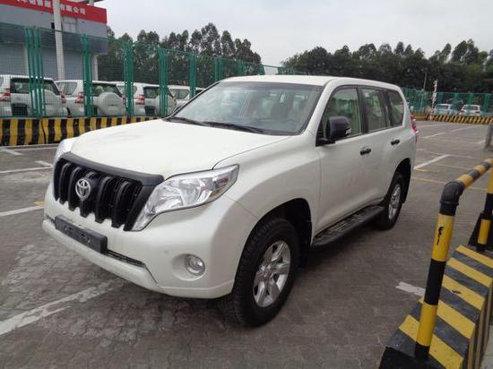 17款丰田普拉多2700天津33.5万抄底甩卖