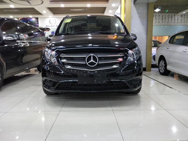 2017款奔驰V260促销中 豪华V260爆款优惠