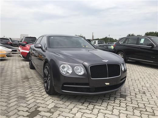 2017款宾利飞驰V8S 现车高低配价格优美