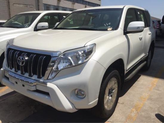 2017款丰田霸道2700 丐版高配霸气冲天