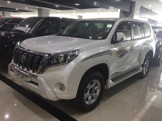 17款丰田霸道2700平行进口现车八月价格