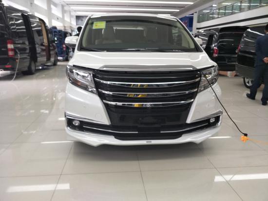 2017款丰田埃尔法 改装商务车震撼惊喜