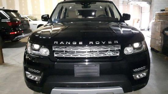 17款路虎揽胜运动版 运动造型时尚翘楚