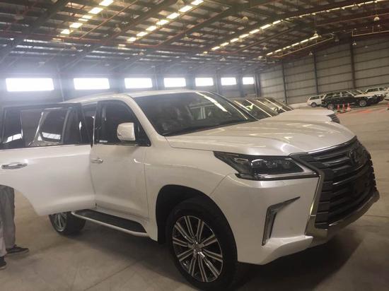 雷克萨斯LX570配置齐全17款天津最低报价
