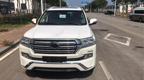 V8丰田酷路泽5700 硬汉陆巡豪门气息不减