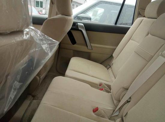 17款丰田霸道2700 全国销售热线:130-2221-9798 宋经理《同微信》