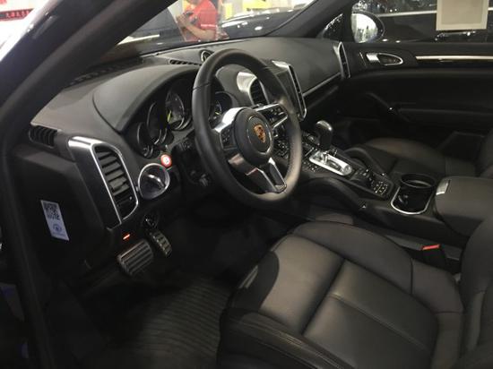 2017款保时捷卡宴现车 油电混合促销报价